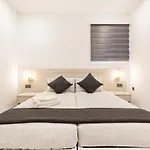 Lovely Modern Large Spacious With 7br & Wifi By 360 Estates Daire Msida