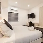Lovely Modern Large Spacious With 7br & Wifi By 360 Estates *