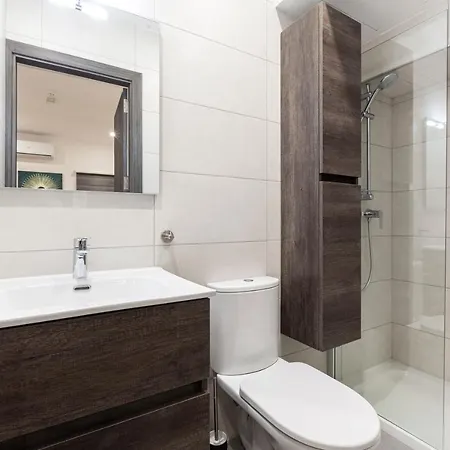 Lovely Modern Large Spacious With 7br & Wifi By 360 Estates