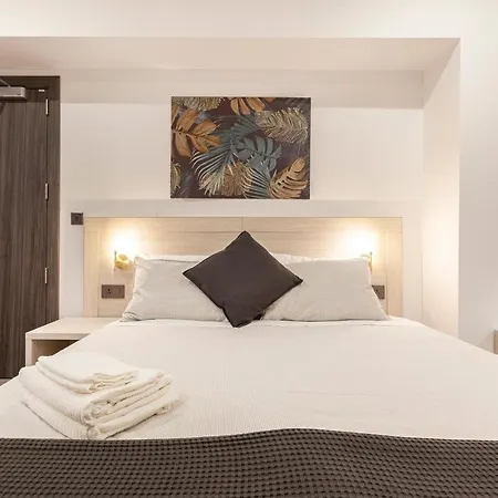 Lovely Modern Large Spacious With 7br & Wifi By 360 Estates * Msida