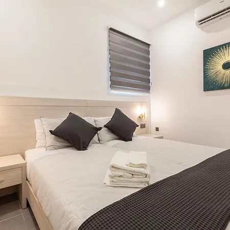 Apartamento Lovely Modern Large Spacious With 7br & Wifi By 360 Estates Msida