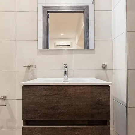 Apartamento Lovely Modern Large Spacious With 7br & Wifi By 360 Estates *