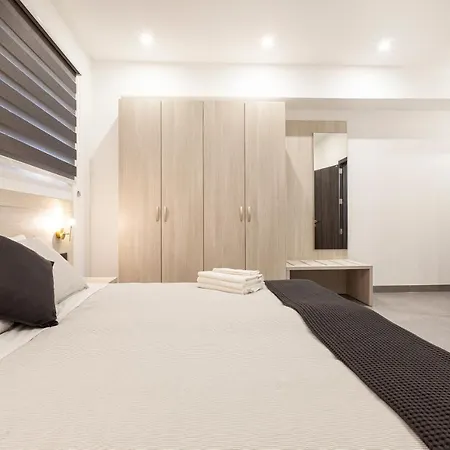 Апартаменты Lovely Modern Large Spacious With 7br & Wifi By 360 Estates Мсида