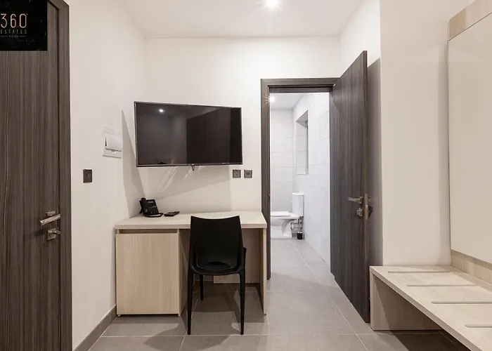 Lovely Modern Large Spacious With 7br & Wifi By 360 Estates 公寓 姆西达