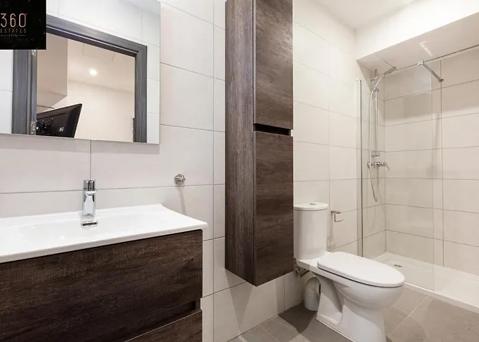 Lovely Modern Large Spacious With 7br & Wifi By 360 Estates * 姆西达