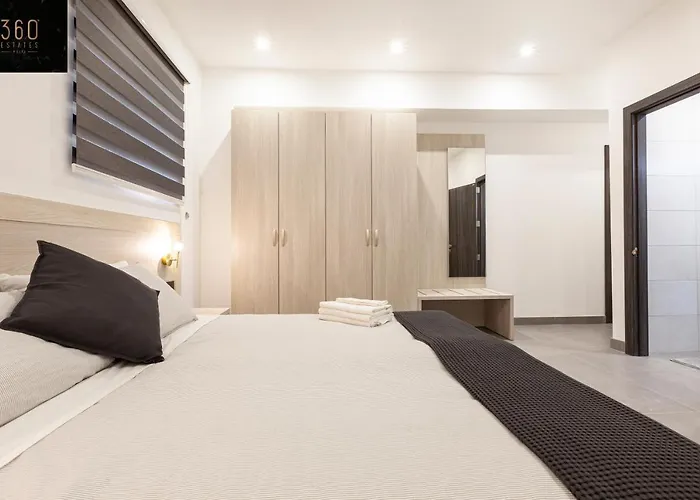 Apartment Lovely Modern Large Spacious With 7br & Wifi By 360 Estates Msida